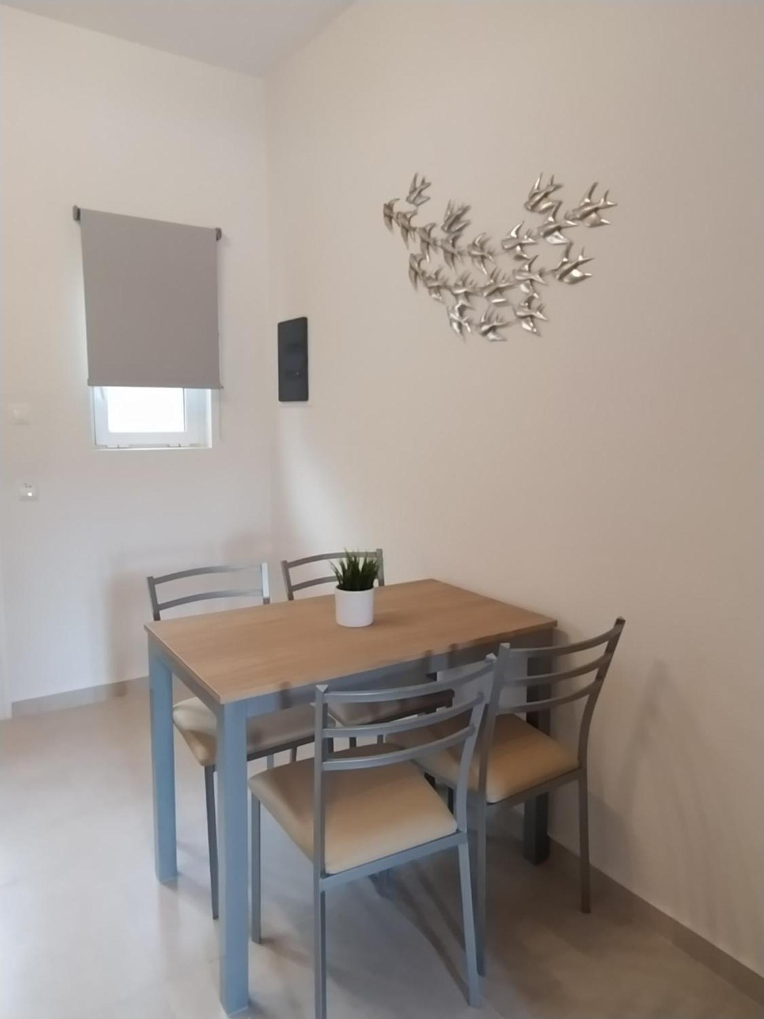 Chrysanthes No4 Apartment Poros Town