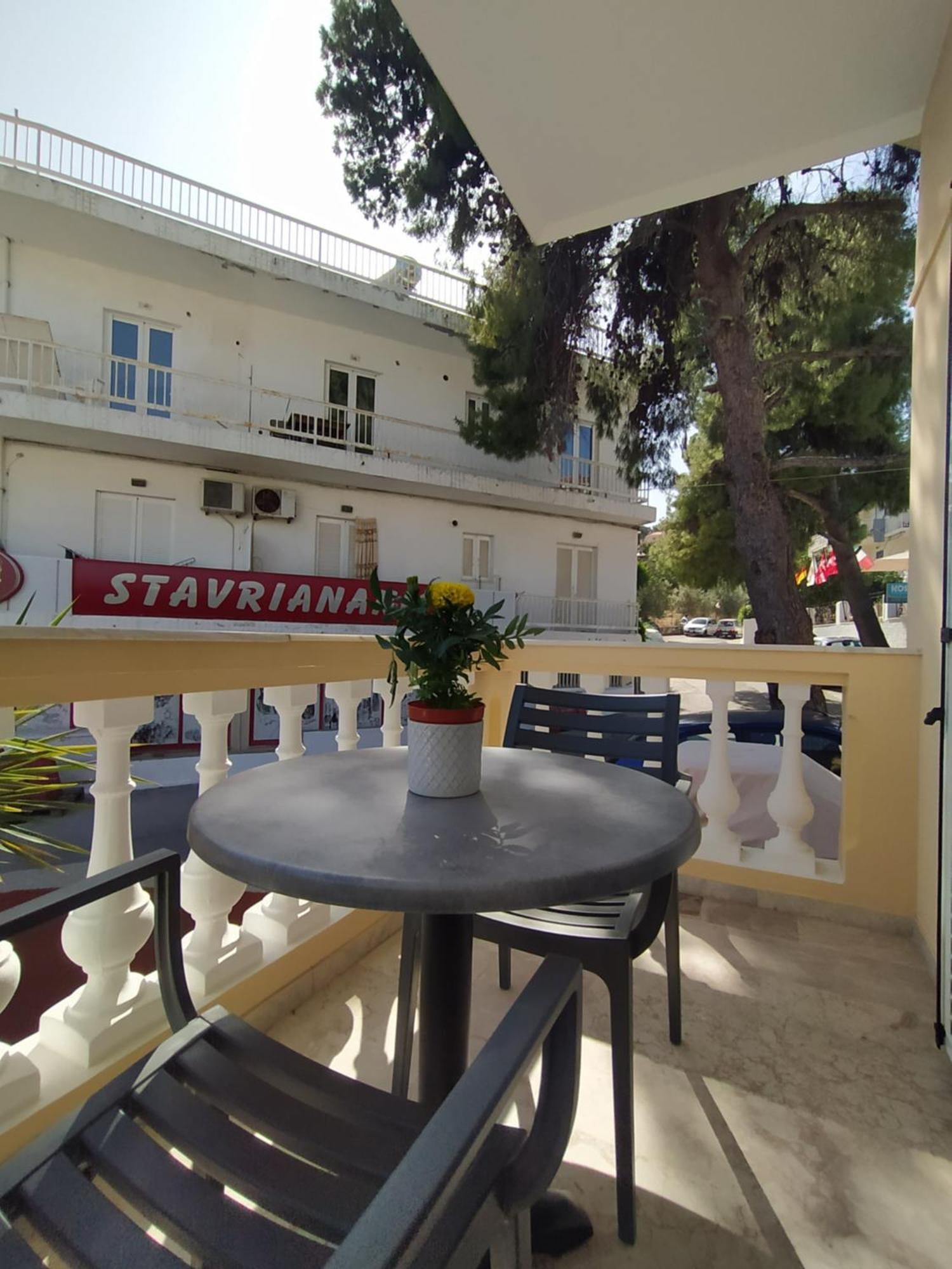 Apartment Chrysanthes No4 Poros Town